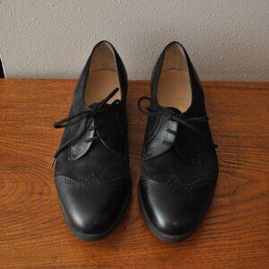 Vintage 1980s Salvatore Ferragamo Black Leather Oxford Shoes